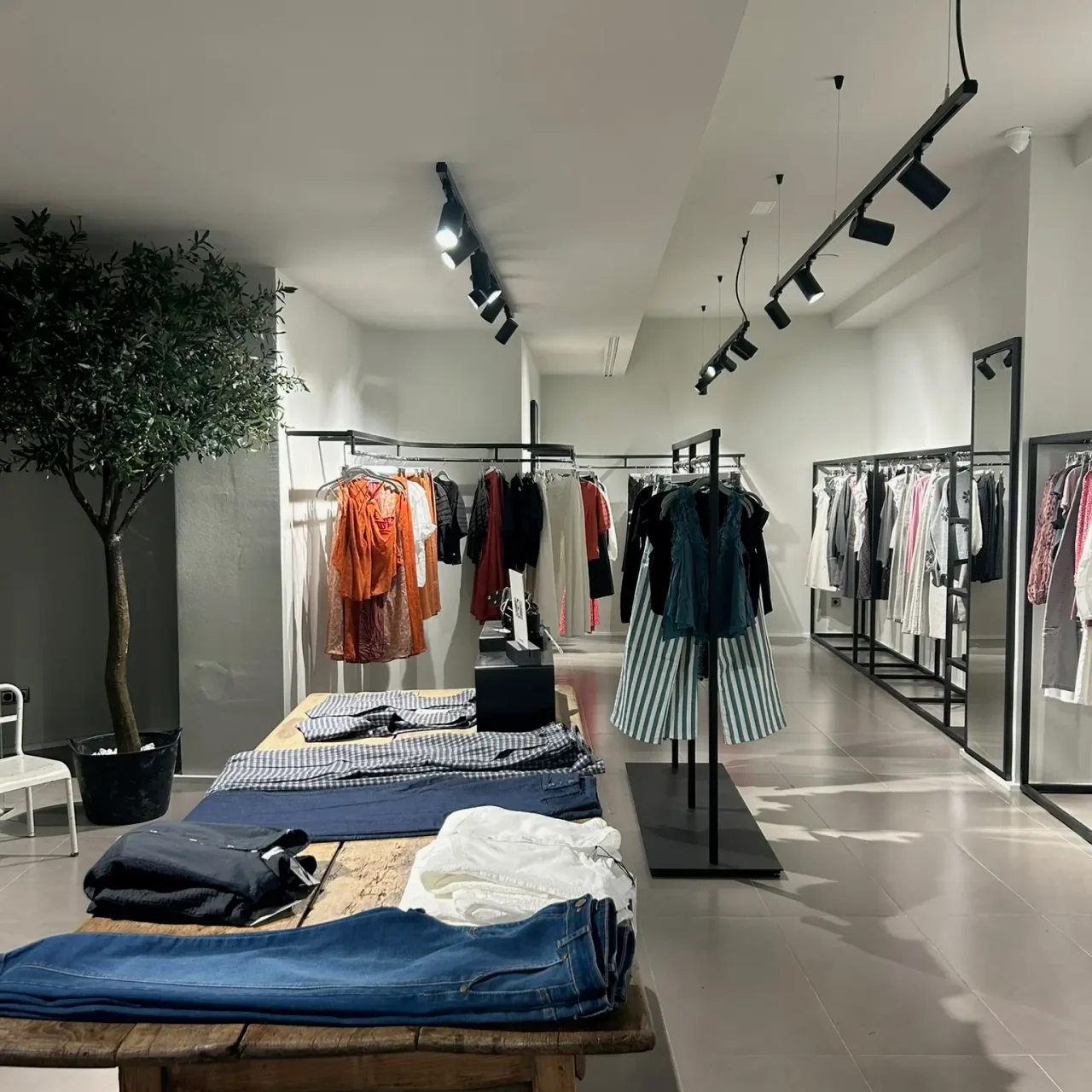 Interior Local comercial rúo do principe 6, vigo
